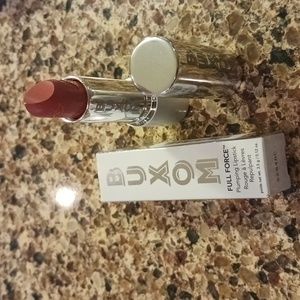 Buxom full force Icon plumping lipstick New